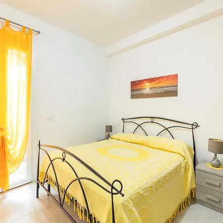 Air-conditioned, In Residence, With Pool And Patio